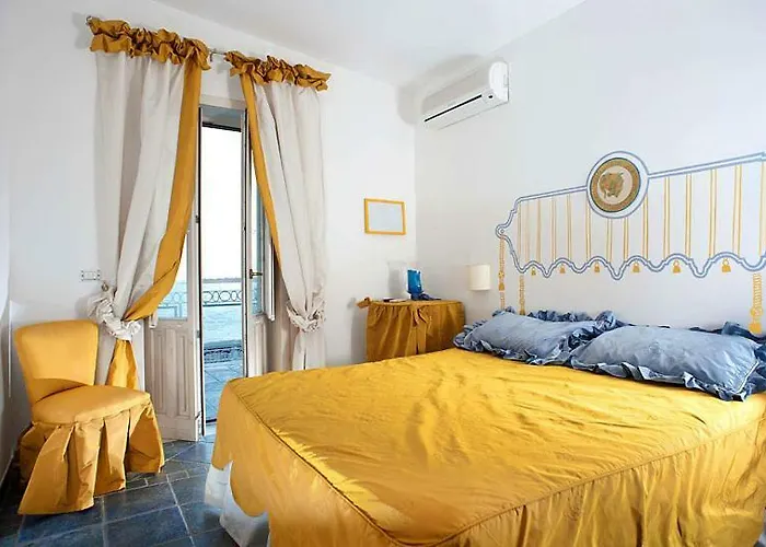 Antares Bed & Breakfast Syracuse