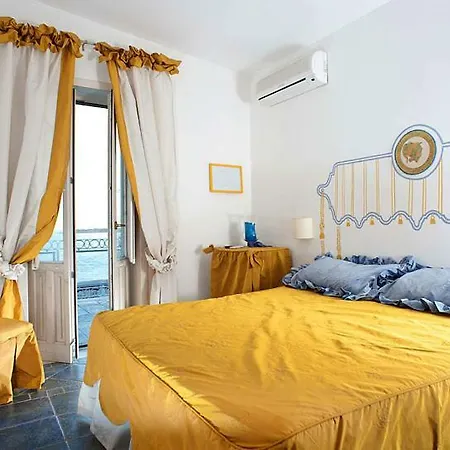 Antares Bed & Breakfast Syracuse